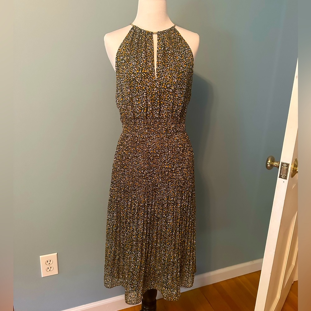 NWT Michael Kors Gold Halter necklace Midi pleated Sundress size 4